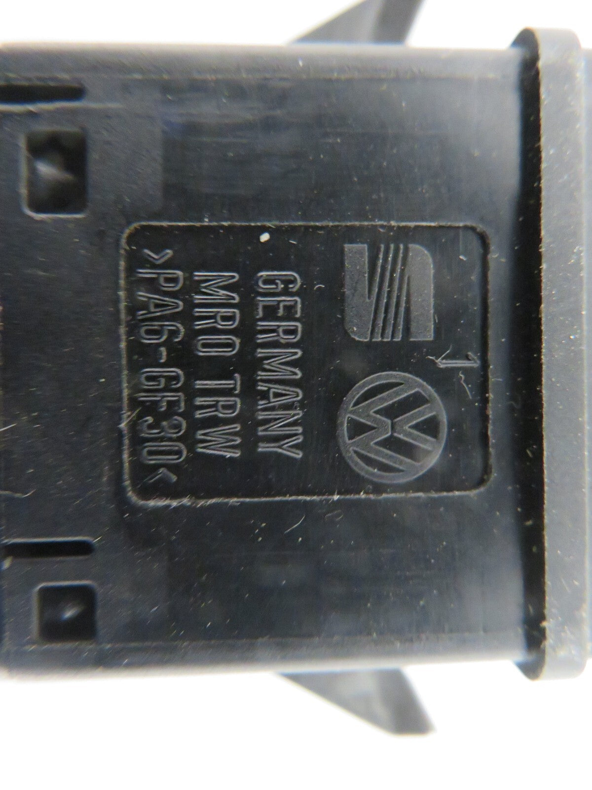 PORSCHE CAYENNE HAZARD SWITCH 7L5953235A 2003-2009 STMIX1458-16