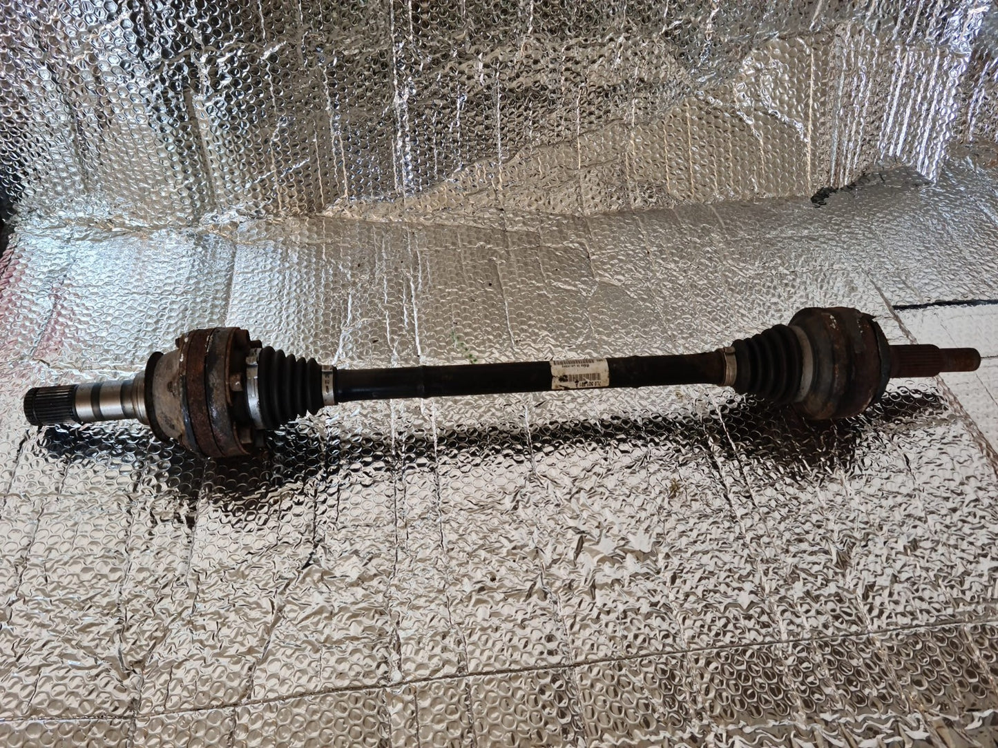 PORSCHE CAYENNE S 955 V8 REAR DRIVESHAFT 7l0501201a 2003-2007 SA