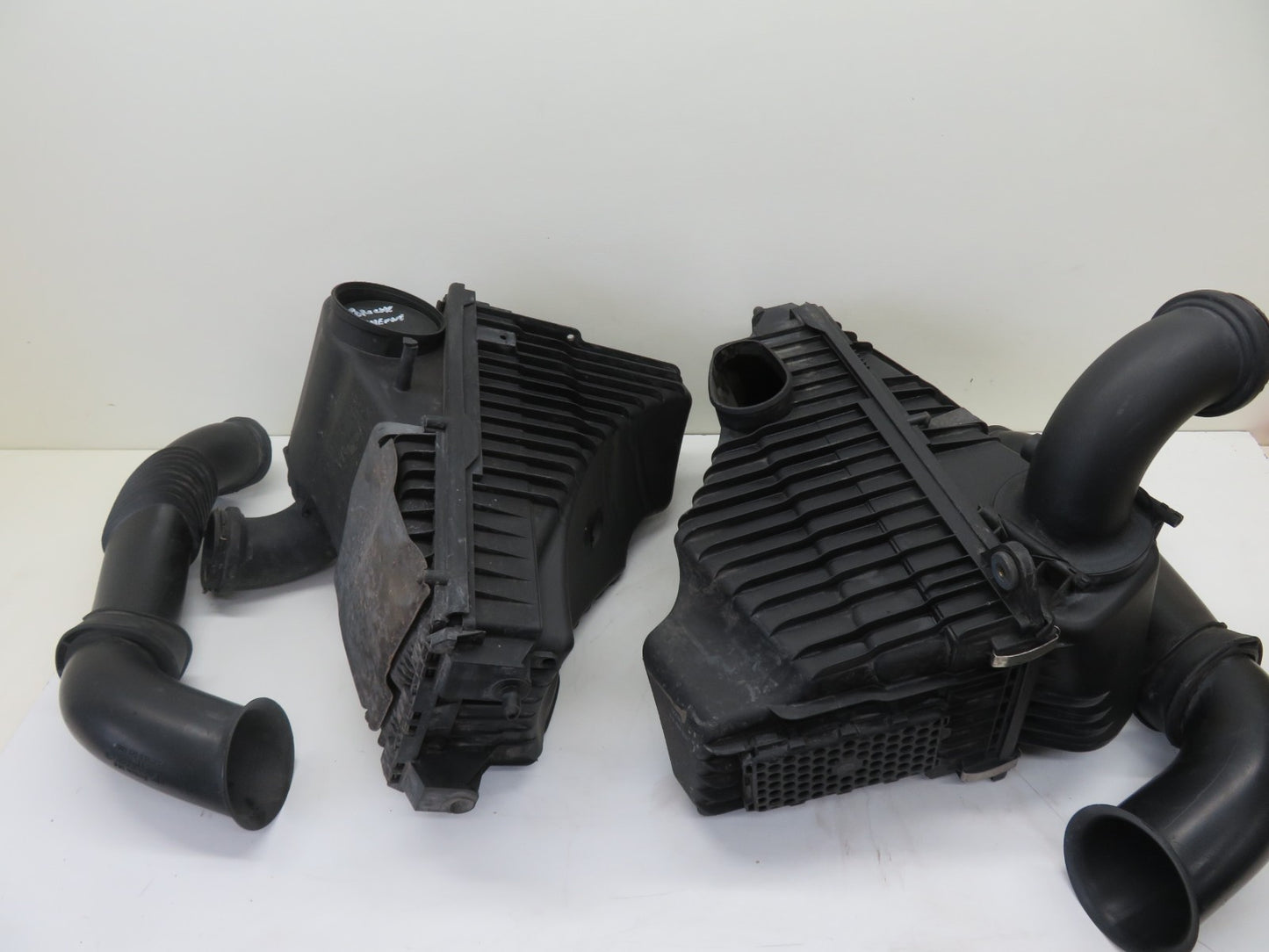 PORSCHE CAYENNE 955 V8 AIR FILTER BOXES PAIR PIPERCROSS PANEL FILTERS 2003-2006