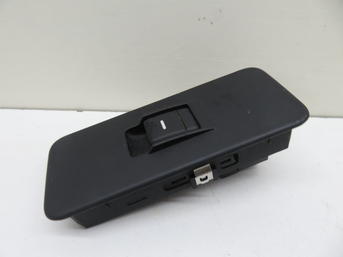 RANGE ROVER SPORT L320 REAR WINDOW SWITCH YUD501070 2005-2009 1235-24