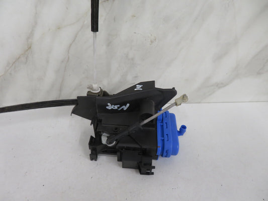 AUDI A8 D2 NSR DOOR LOCK CATCH 4D0839015D 1998-2002 A1652-14