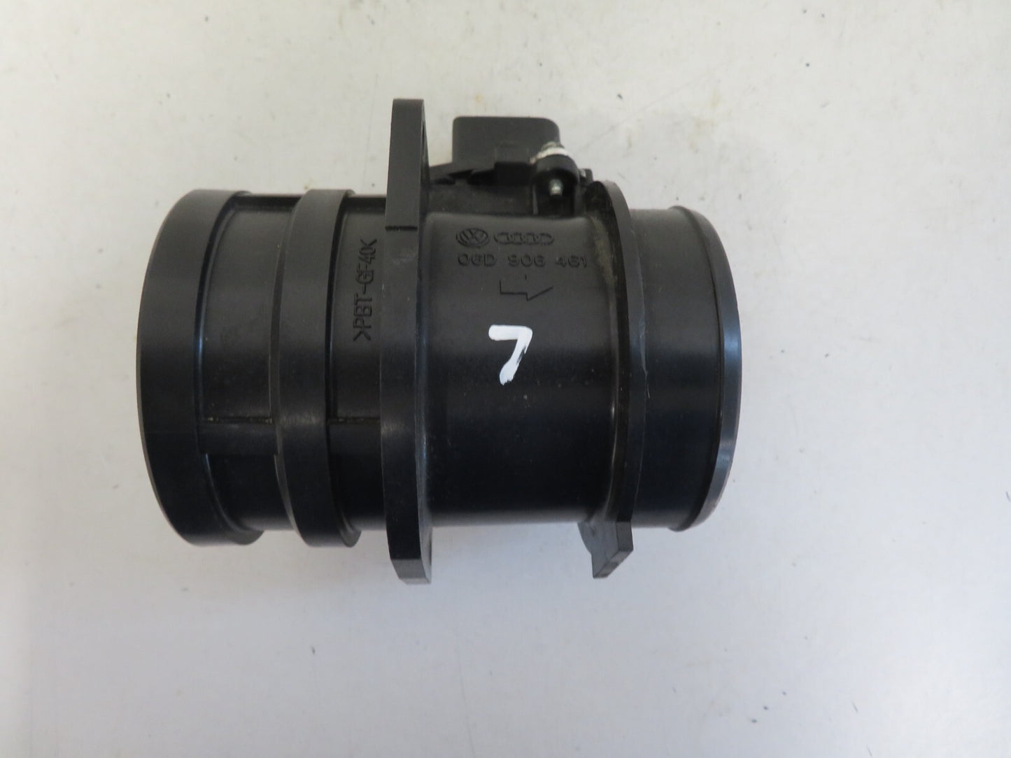 AUDI 2.0 TSFI AIR FLOW METER VW 06D906461 2004- MIX1333-7