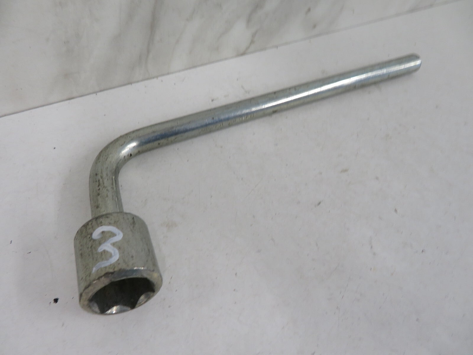 RENAULT CLIO MK2 PHASE 1 WHEEL BOLT BRACE BAR 1998-2001 A1652-3