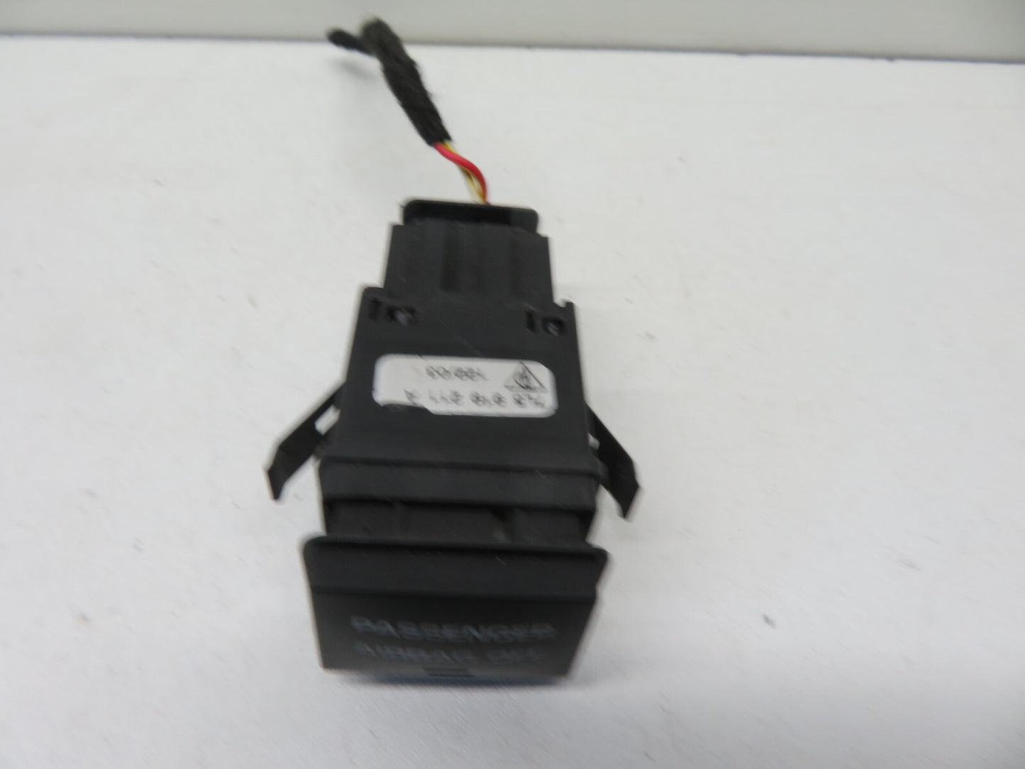 PORSCHE CAYENNE 955 PASSENGER AIRBAG OFF SWITCH 7L5919211A 2003-2006 1721-21