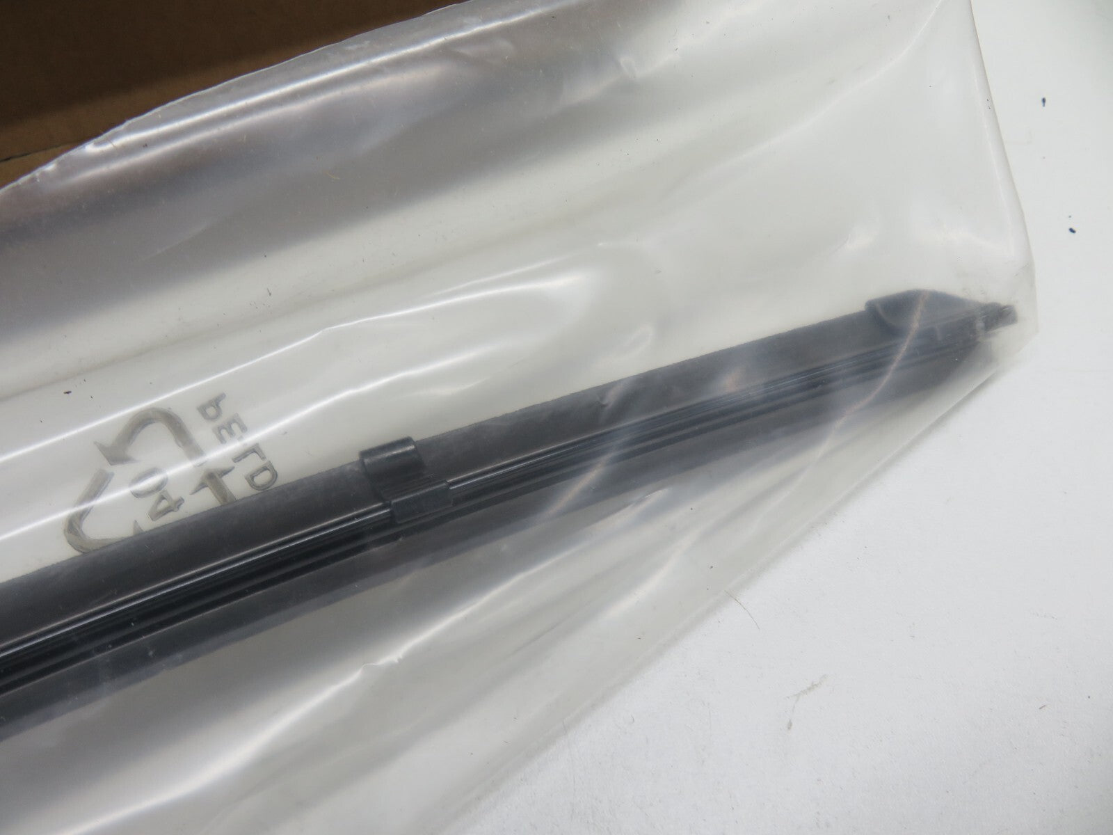 PSA PEUGEOT BIPPER CITROEN NEMO WIPER BLADE 642333