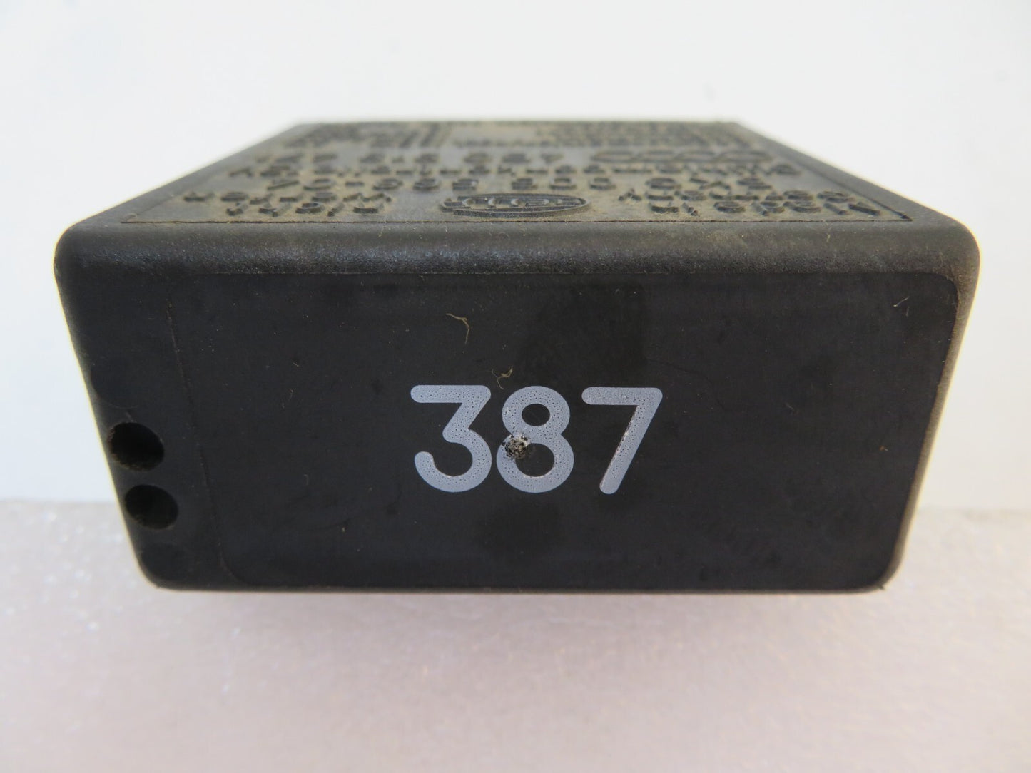 AUDI A4 B5 AVANT FACELIFT HEADLIGHT CONTROL RELAY 4b0919471 2001 AS15