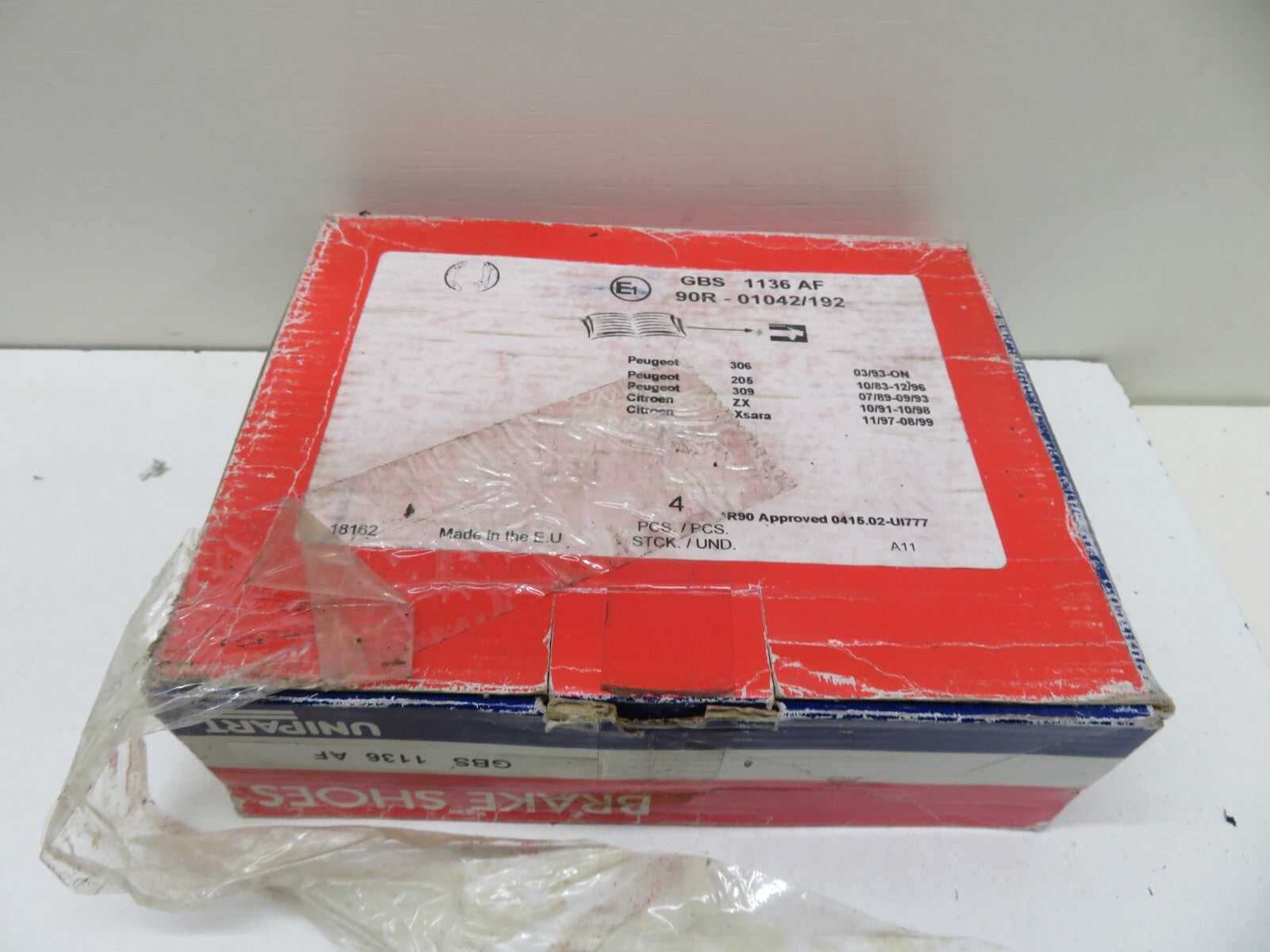 REAR BRAKE SHOES FOR PEUGEOT 306 205 309 UNIPART GBS1136AF