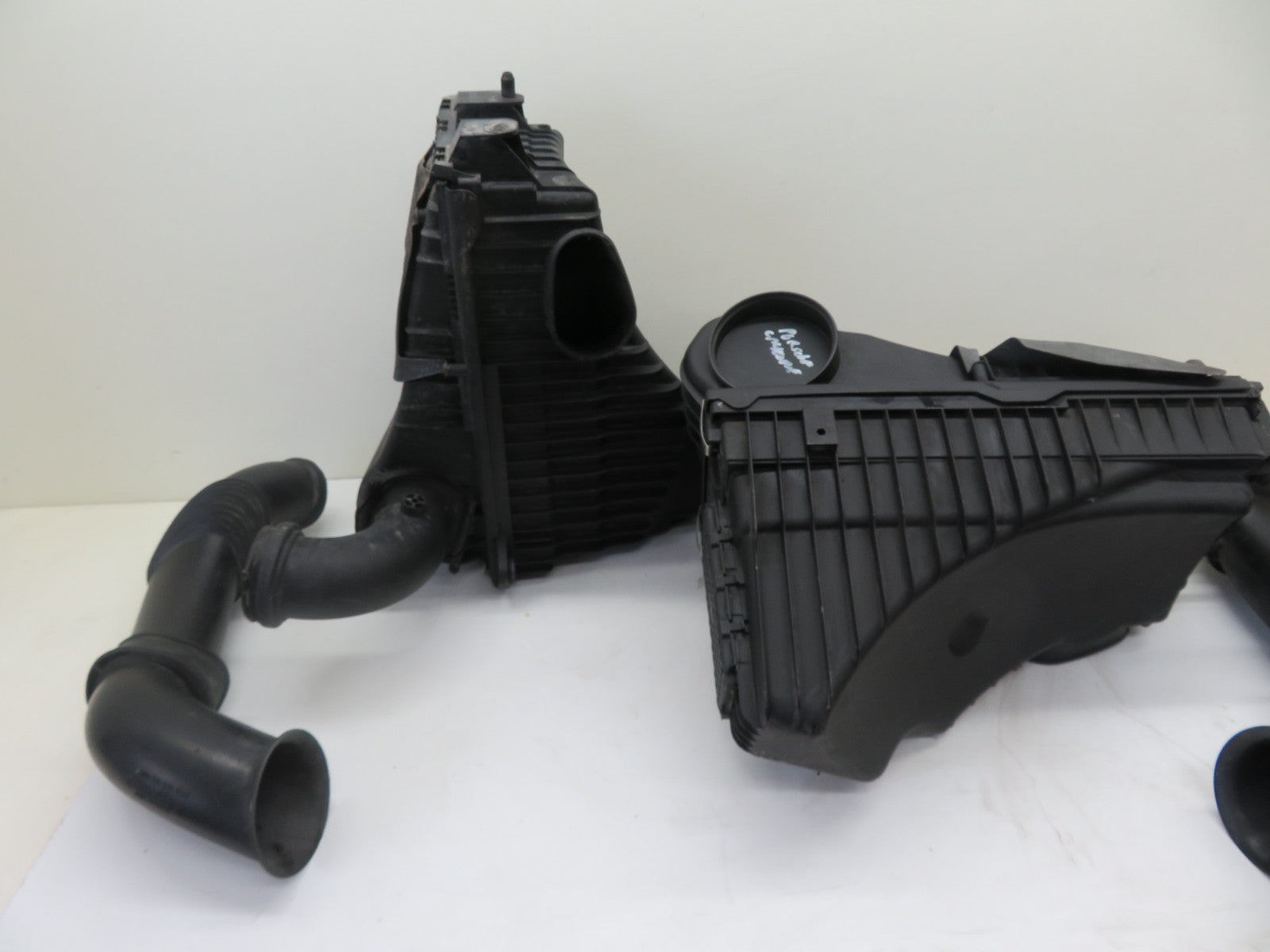 PORSCHE CAYENNE 955 V8 AIR FILTER BOXES PAIR PIPERCROSS PANEL FILTERS 2003-2006