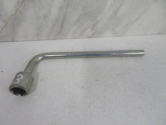 RENAULT CLIO MK2 PHASE 1 WHEEL BOLT BRACE BAR 1998-2001 A1652-3