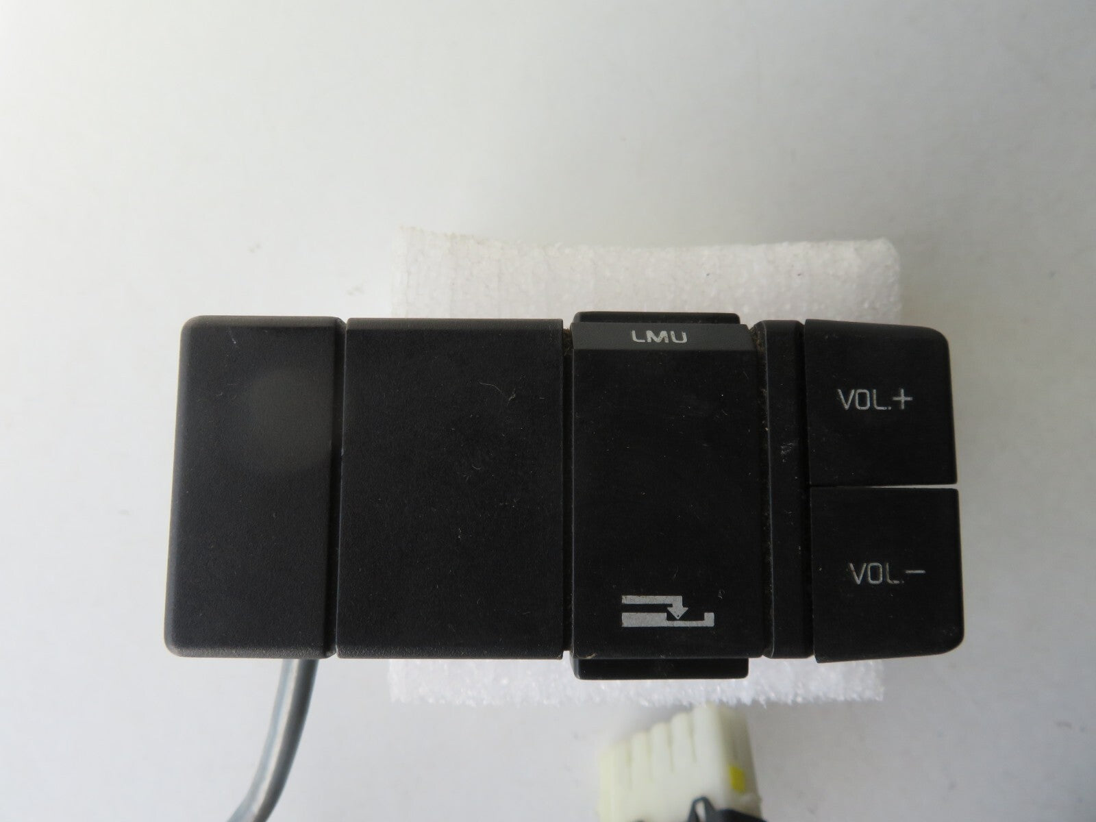 RENAULT CLIO MK1 VOLUME CONTROLS 1990-1998 A1158-22