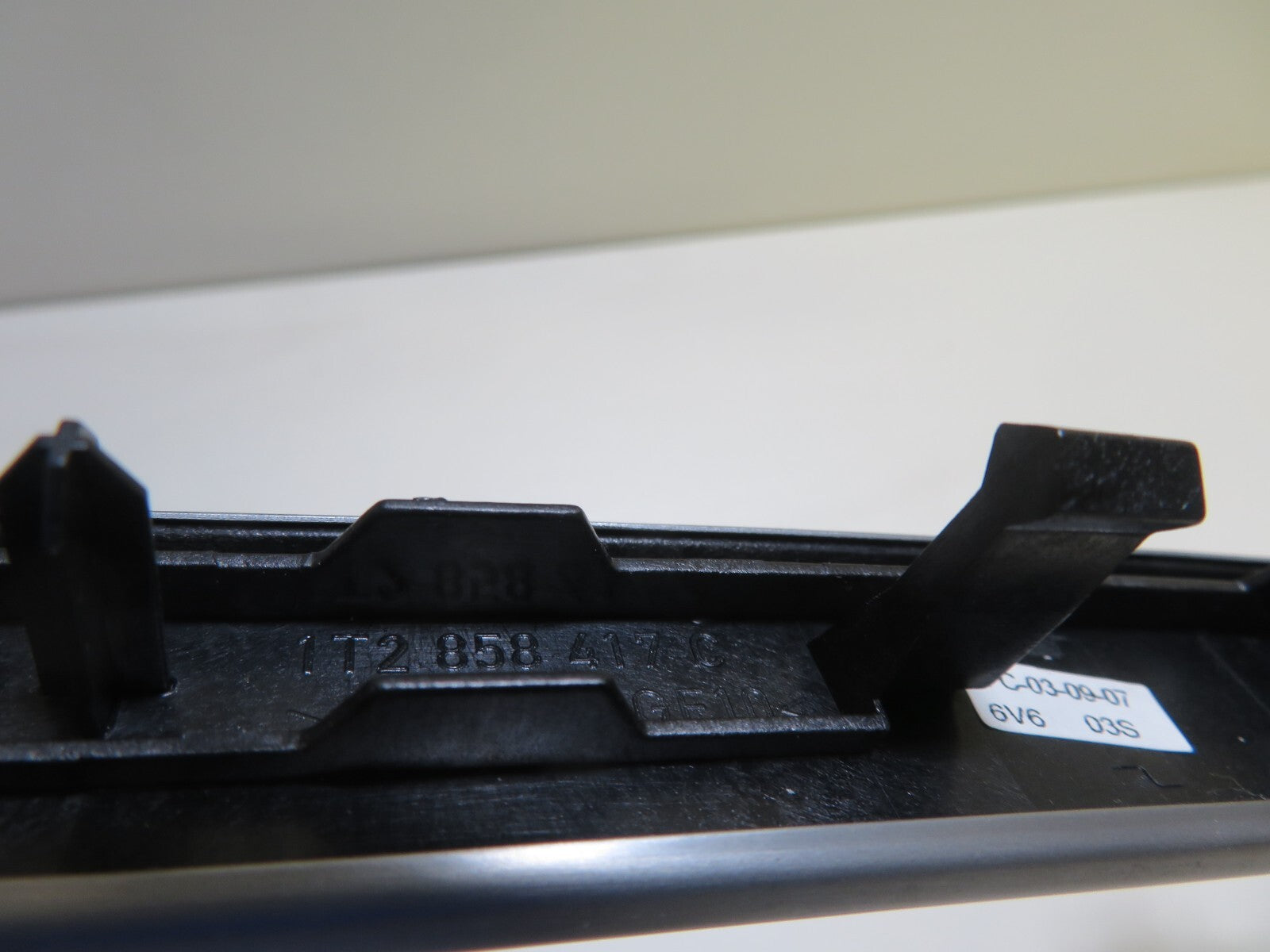 VW TOURAN OS DRIVER SIDE DASH TRIM 1T2858417C 2003-2009 1019-9