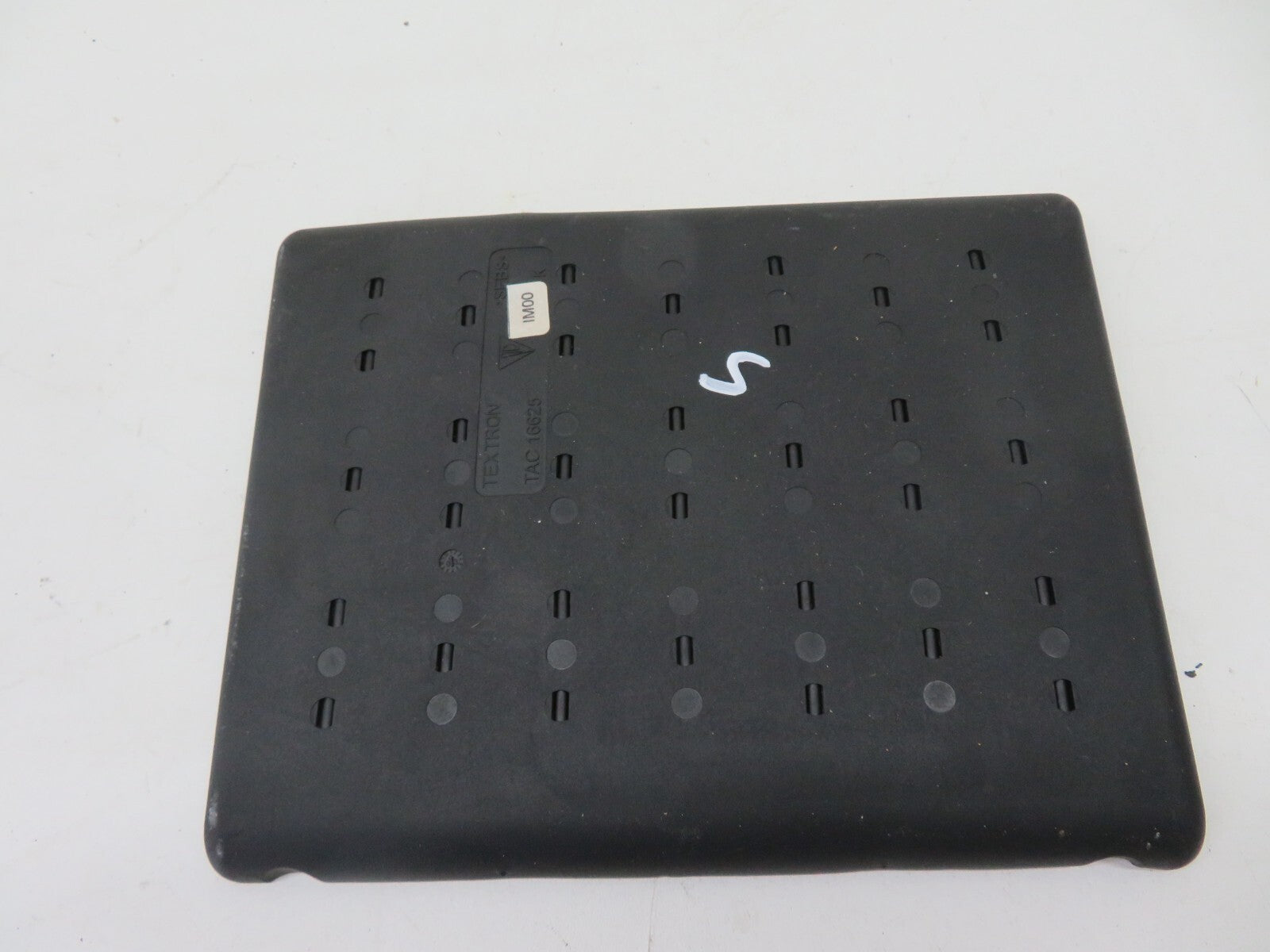 PORSCHE CAYENNE 955 RUBBER INSERT TRIM 2003-2006 1634-5