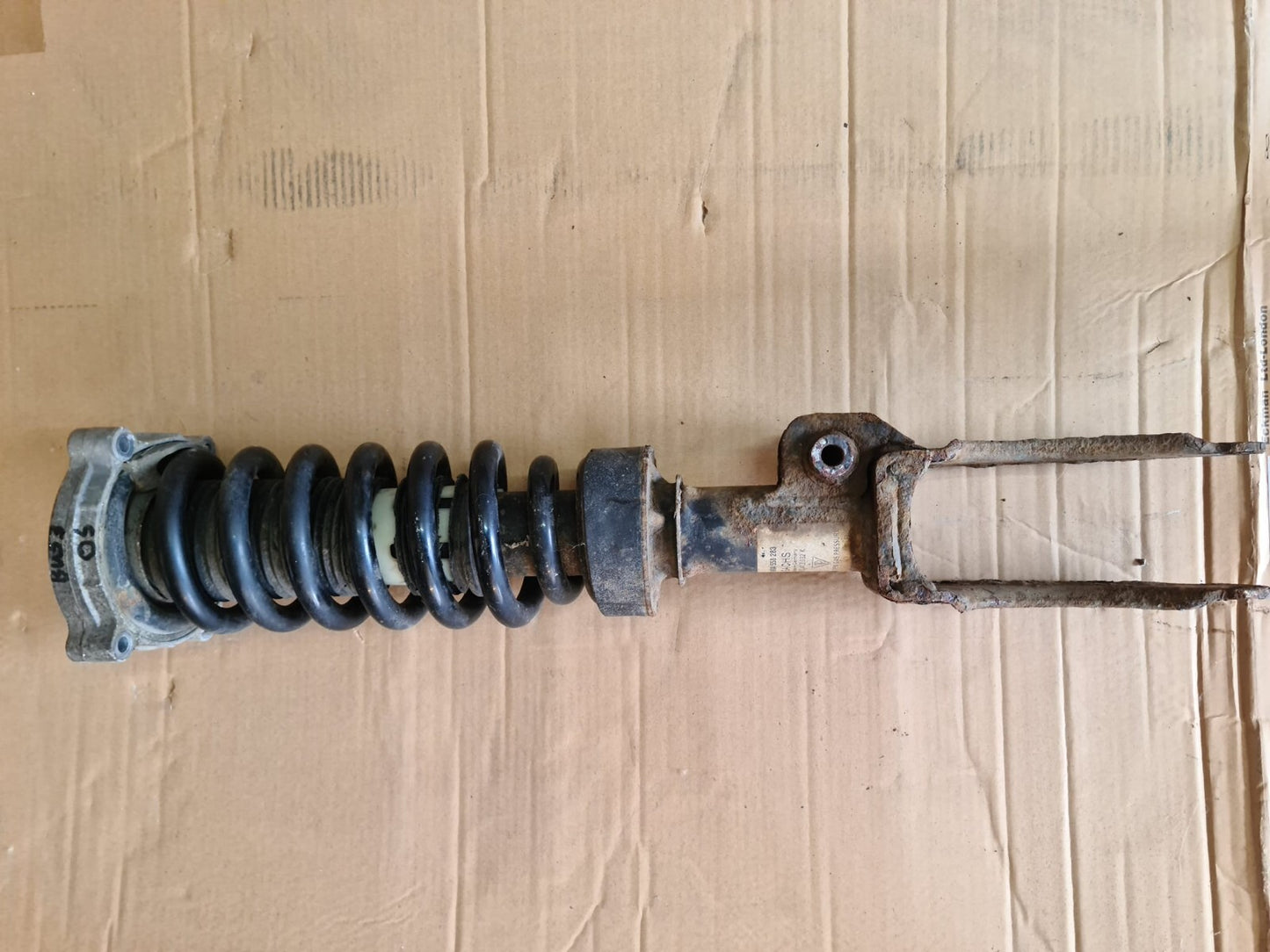 PORSCHE CAYENNE S 955 FRONT OS DRIVER SUSPENSION LEG 7L5413032K 2003-2006 SA-1