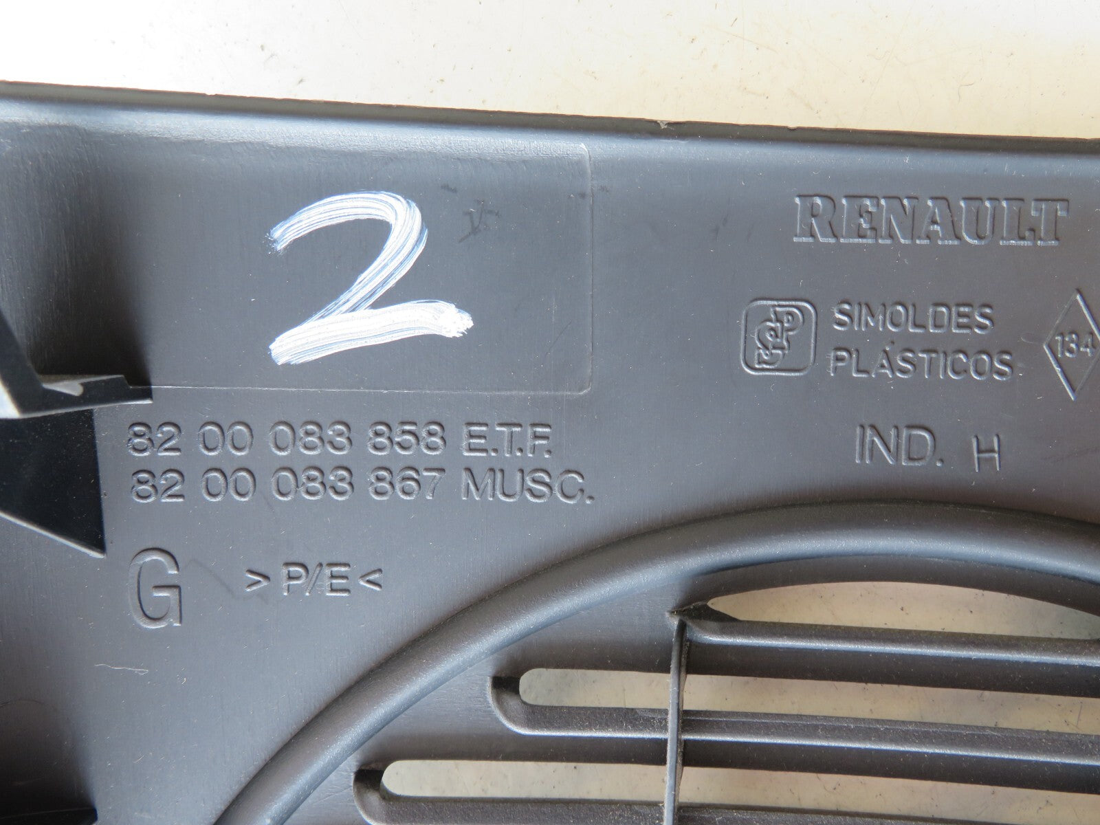 RENAULT CLIO MK2 FRONT NS SPEAKER COVER 8200083858 1998-2006 AMS1700-2