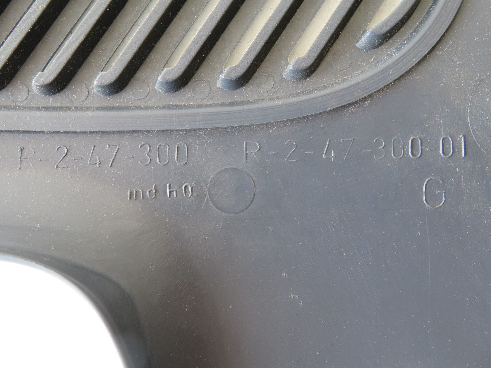 RENAULT CLIO MK2 REAR SPEAKER COVER NS 1998-2006 AMS1700