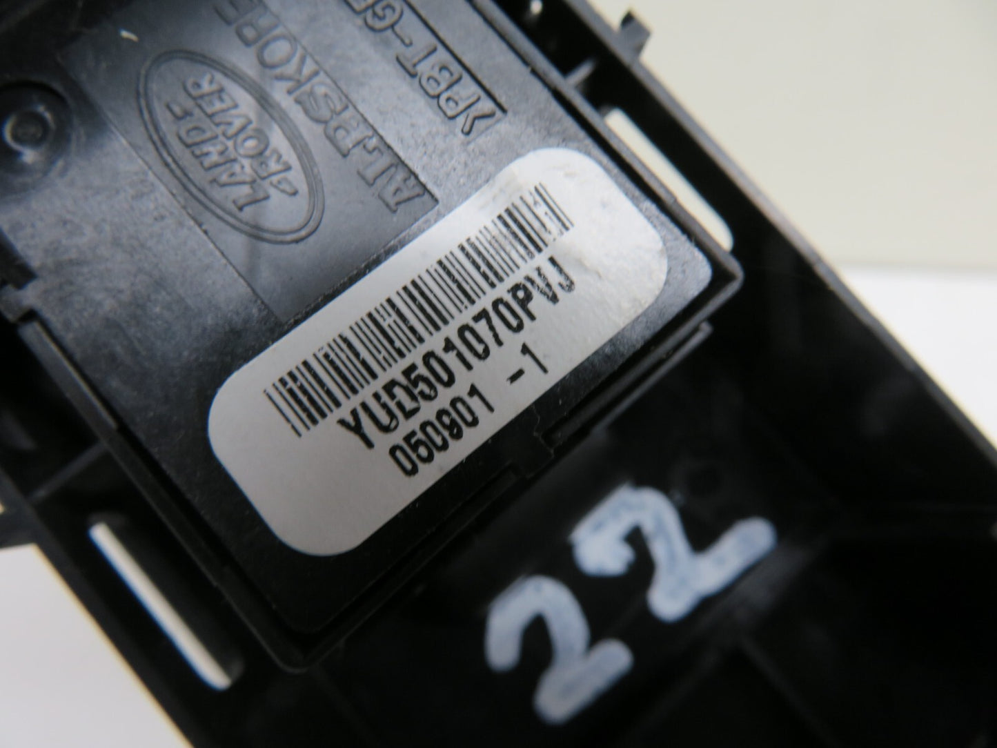 RANGE ROVER SPORT L320 REAR WINDOW SWITCH YUD501070 2005-2009 1235-22