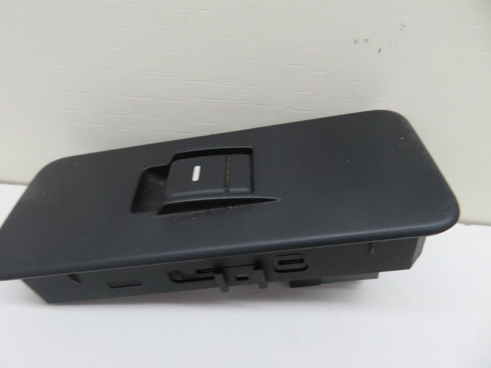 RANGE ROVER SPORT L320 REAR WINDOW SWITCH YUD501070 2005-2009 1235-22
