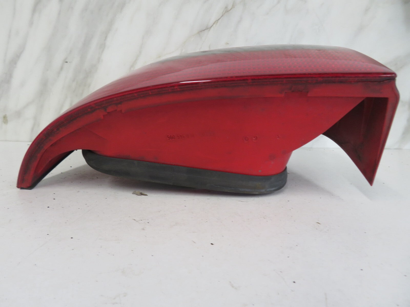 AUDI A3 NS PASSENGER REAR TAIL LIGHT 1996-2000 BK