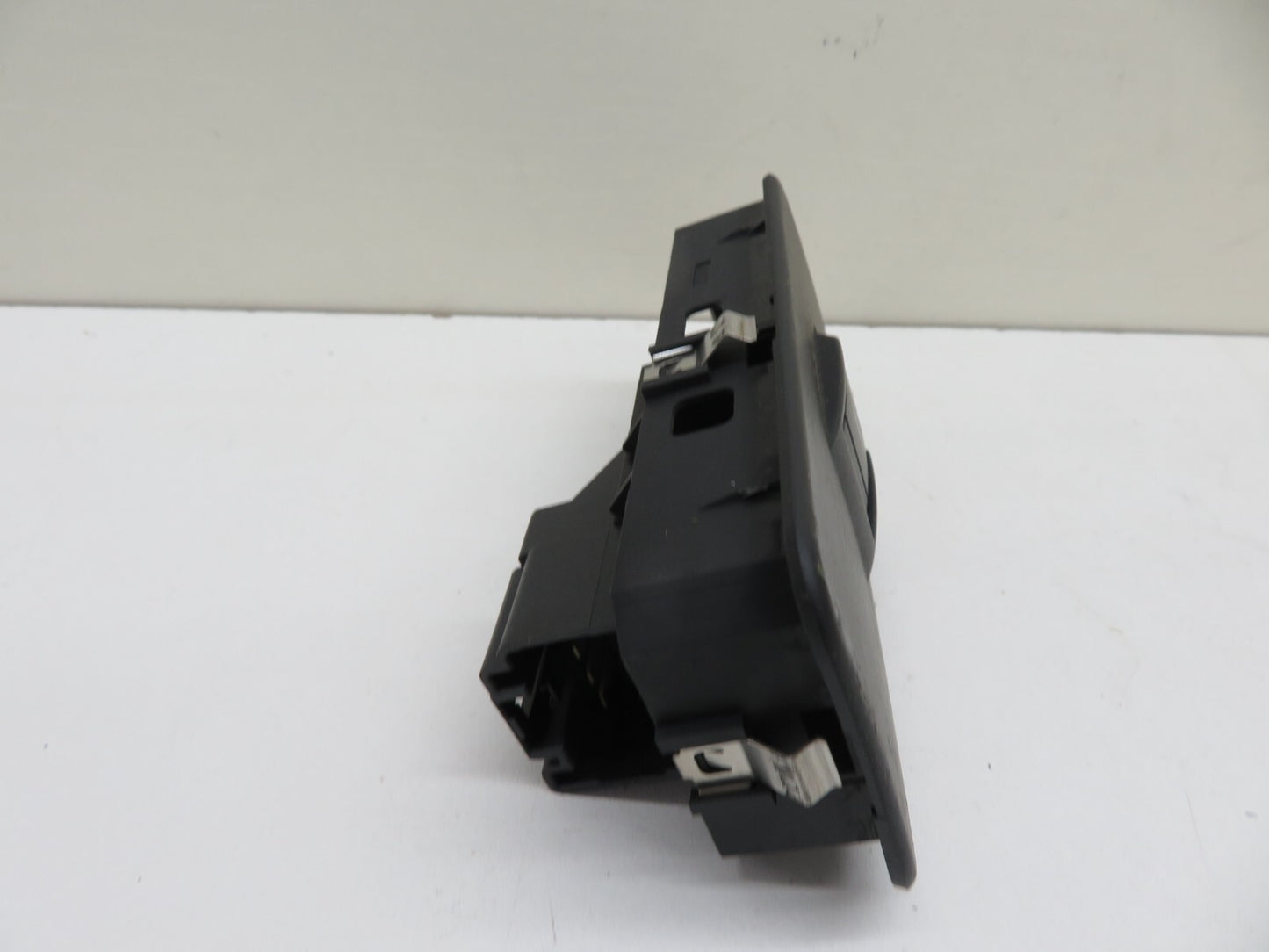 RANGE ROVER SPORT L320 REAR WINDOW SWITCH YUD501070 2005-2009 1235-24