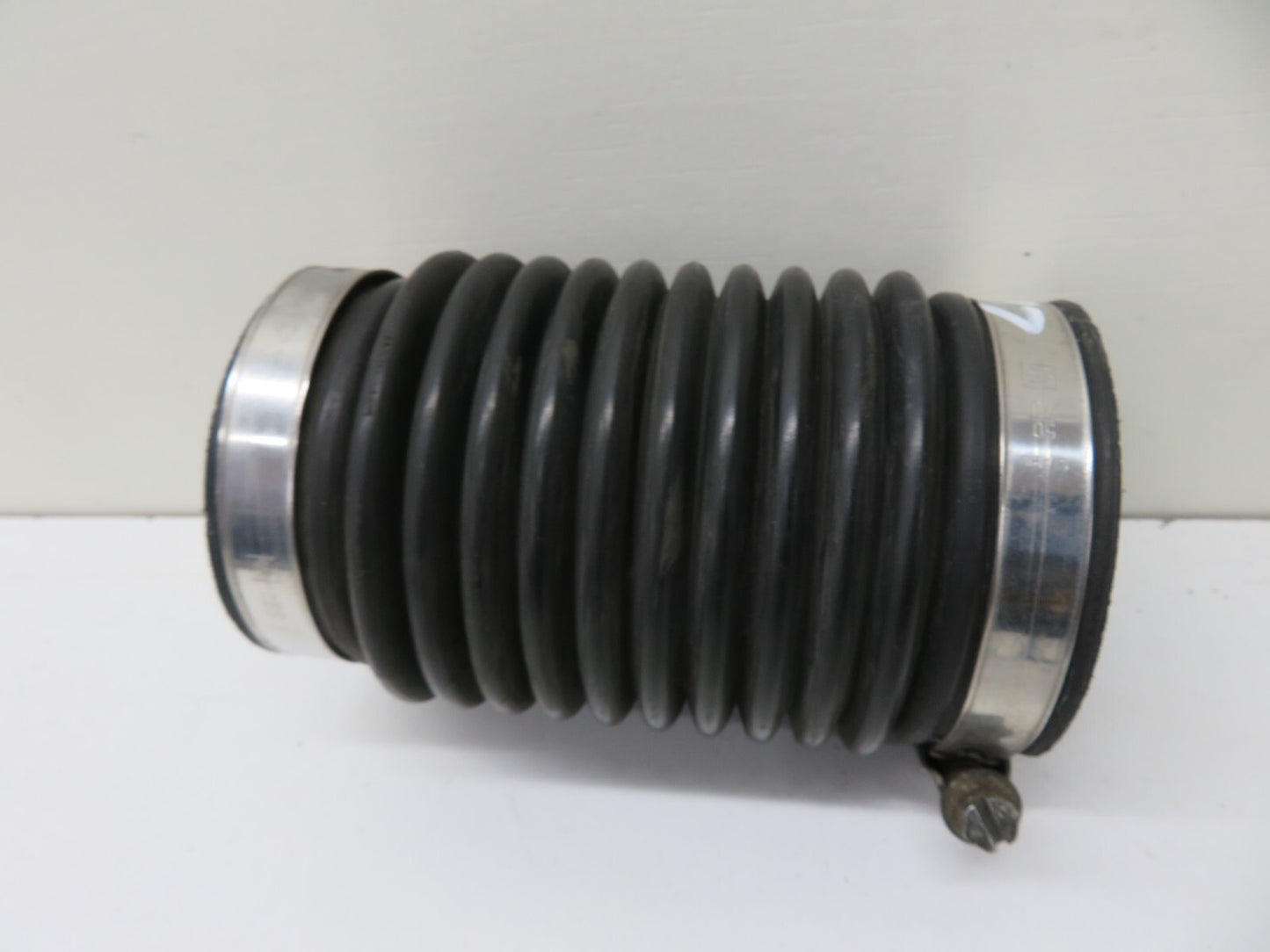 PORSCHE CAYENNE 955 V8 AIR INTAKE PIPE 2003-2006 1718-17